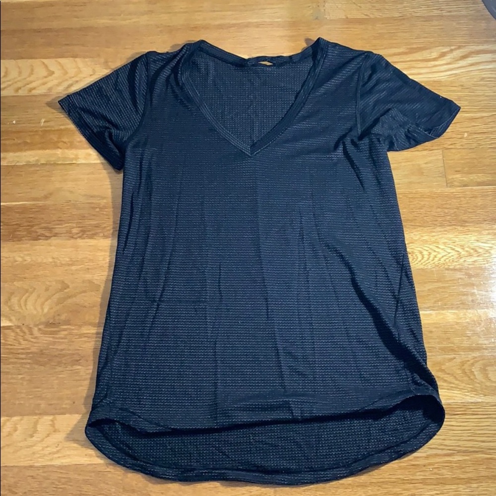 Lululemon Tee